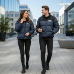 Dana Perú empresa peruana líder en la fabricación y distribución de Casacas impermeables publicitarias personalizadas con logo. Tenemos precios económicos.