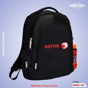 Mochilas para empresas personalizadas con logo estampado y bordado. Mochilas publicitarias económicas de alta calidad. Envíos a provincias.