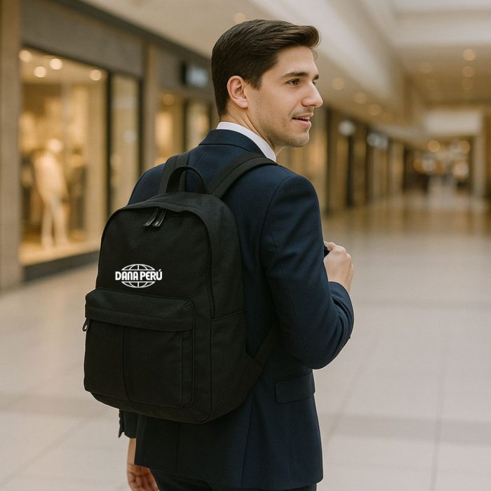 Fabricantes de mochilas corporativas personalizadas con logo. Calidad, diseño moderno y precio económico. Envíos a todo el Perú.